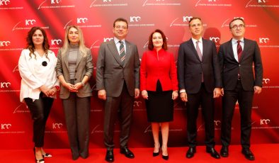 Kadının gücünü hissettiren zirve