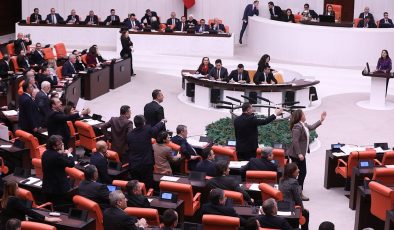 TRT’ye AKP ve MHP kalkan oldu: Öneriyi reddettiler