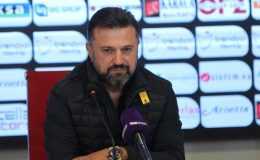 Sivasspor’un hocası Bülent Uygun: O paraları sokak köpeklerine, kimsesiz çocuklar ve yaşlılar yurduna bağışlıyorum