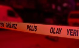 Rayların kenarında ölü bulunan bebeği annesi bırakmış