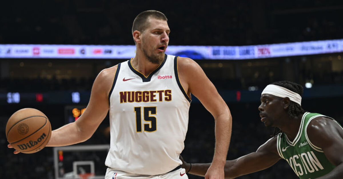 Nikola Jokic, triple double yaptı