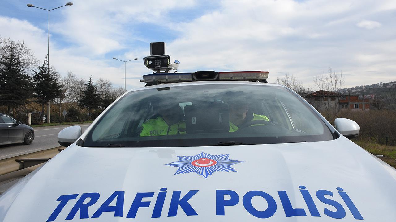 Hız ihlalleriyle ilgili yaklaşık 850 bin işlem yapıldı