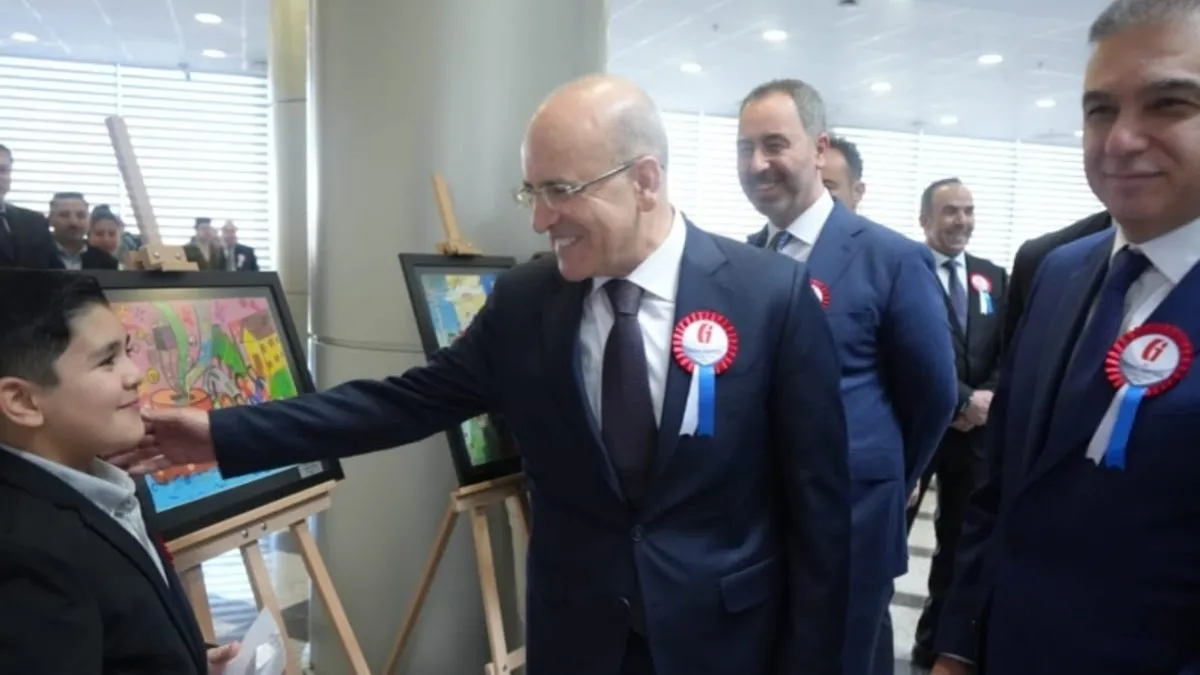 Türkiye 2.si ödülünü Bakan Şimşek’in elinden aldı