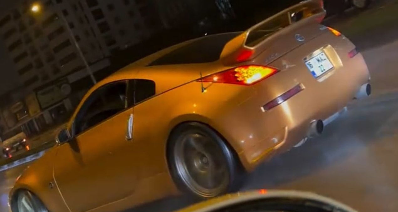 Bursa’da kaygan zeminde trafiği birbirine kattı